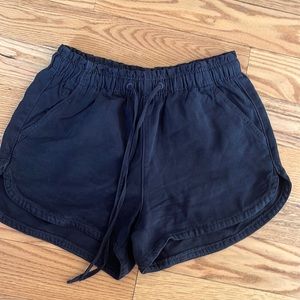 AE Women’s flowy shorts